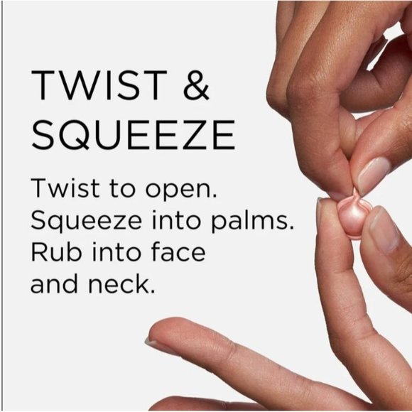 Elizabeth Arden Retinol Ceramide Capsules Rapid Skin Renewing Serum 17 Capsules - Picture 4 of 9